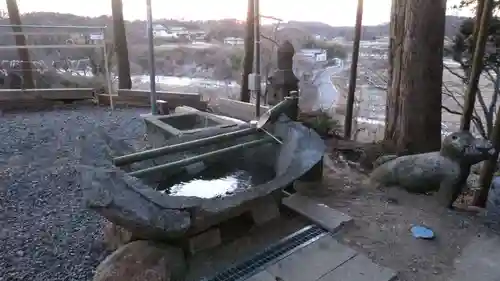 阿久津「田村神社」（郡山市阿久津町）旧社名：伊豆箱根三嶋三社の手水