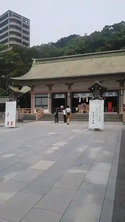 照國神社の本殿・本堂