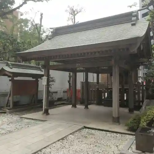 境稲荷神社の山門・神門