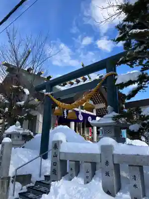 烈々布神社の鳥居