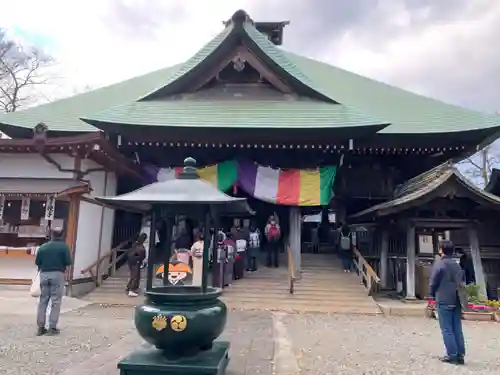 弘明寺の本殿・本堂