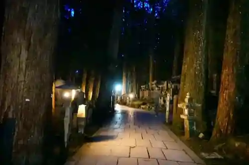 高野山金剛峯寺奥の院のその他建物