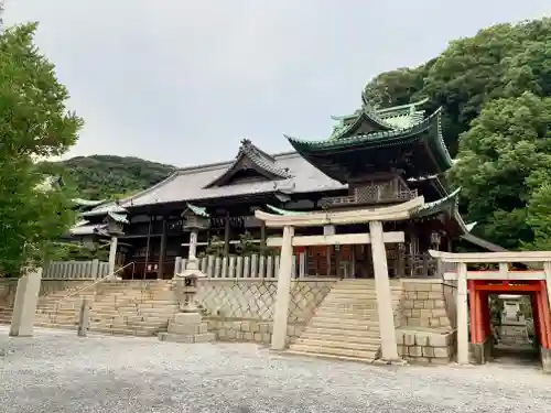 甲宗八幡宮の本殿