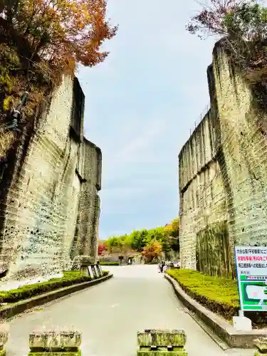 大谷寺の{uncategorized: "未分類", other: "その他", undefined: "問題あり", building: "その他建物", grave: "お墓", sacred_gate: "鳥居", guardian: "狛犬", statue: "像", buddha: "仏像", history: "歴史", nature: "自然", garden: "庭園", animal: "動物", pagoda: "塔", temizu: "手水舎", mountain_gate: "山門・神門", sanctuary: "本殿・本堂", subordinate: "末社・摂社", art: "芸術", scenery: "景色", jizo: "地蔵", ema: "絵馬", goshuin: "御朱印", omikuji: "おみくじ", items: "授与品その他", amulet: "お守り", goshuincho: "御朱印帳", eats: "食事", festival: "お祭り", votive_dance: "神楽", shichigosan: "七五三参", wedding: "結婚式", experience: "体験その他", initially: "初詣", around: "周辺", anti_infection: "感染症対策"}
