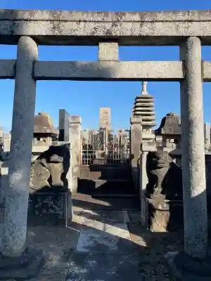尊勝院の{uncategorized: "未分類", other: "その他", undefined: "問題あり", building: "その他建物", grave: "お墓", sacred_gate: "鳥居", guardian: "狛犬", statue: "像", buddha: "仏像", history: "歴史", nature: "自然", garden: "庭園", animal: "動物", pagoda: "塔", temizu: "手水舎", mountain_gate: "山門・神門", sanctuary: "本殿・本堂", subordinate: "末社・摂社", art: "芸術", scenery: "景色", jizo: "地蔵", ema: "絵馬", goshuin: "御朱印", omikuji: "おみくじ", items: "授与品その他", amulet: "お守り", goshuincho: "御朱印帳", eats: "食事", festival: "お祭り", votive_dance: "神楽", shichigosan: "七五三参", wedding: "結婚式", experience: "体験その他", initially: "初詣", around: "周辺", anti_infection: "感染症対策"}