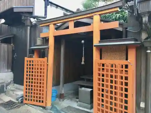 八王子四之室神社の鳥居