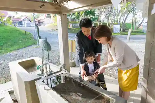 釧路一之宮 厳島神社の手水