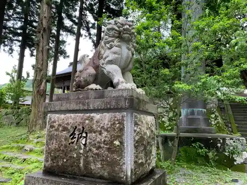 諏訪大社上社前宮の狛犬