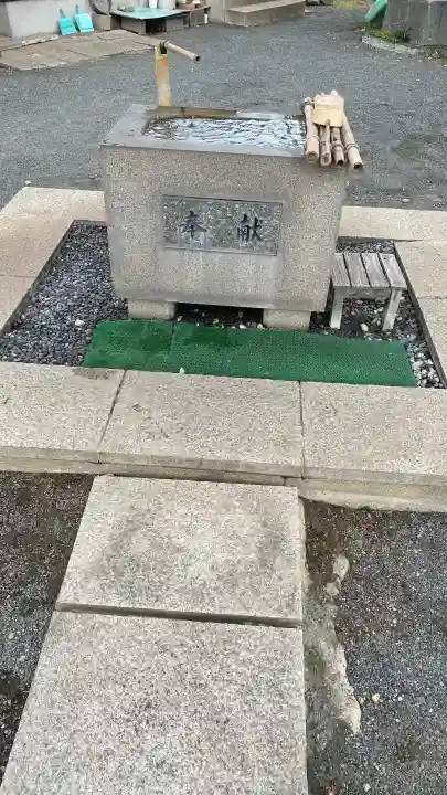 貴船神社の{uncategorized: "未分類", other: "その他", undefined: "問題あり", building: "その他建物", grave: "お墓", sacred_gate: "鳥居", guardian: "狛犬", statue: "像", buddha: "仏像", history: "歴史", nature: "自然", garden: "庭園", animal: "動物", pagoda: "塔", temizu: "手水舎", mountain_gate: "山門・神門", sanctuary: "本殿・本堂", subordinate: "末社・摂社", art: "芸術", scenery: "景色", jizo: "地蔵", ema: "絵馬", goshuin: "御朱印", omikuji: "おみくじ", items: "授与品その他", amulet: "お守り", goshuincho: "御朱印帳", eats: "食事", festival: "お祭り", votive_dance: "神楽", shichigosan: "七五三参", wedding: "結婚式", experience: "体験その他", initially: "初詣", around: "周辺", anti_infection: "感染症対策"}