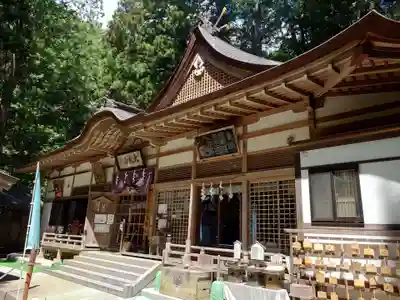 大嶽山那賀都神社(山梨県)