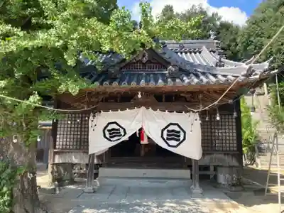 三島神社の本殿・本堂