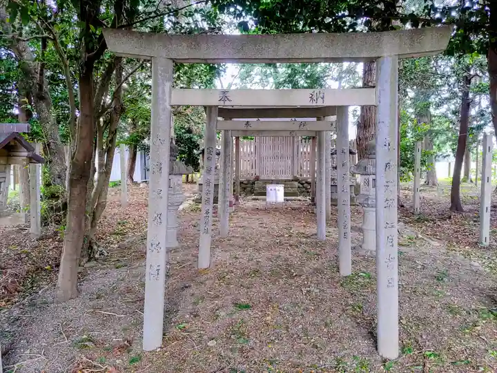 仲神社の鳥居
