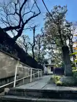 仙寿院の{uncategorized: "未分類", other: "その他", undefined: "問題あり", building: "その他建物", grave: "お墓", sacred_gate: "鳥居", guardian: "狛犬", statue: "像", buddha: "仏像", history: "歴史", nature: "自然", garden: "庭園", animal: "動物", pagoda: "塔", temizu: "手水舎", mountain_gate: "山門・神門", sanctuary: "本殿・本堂", subordinate: "末社・摂社", art: "芸術", scenery: "景色", jizo: "地蔵", ema: "絵馬", goshuin: "御朱印", omikuji: "おみくじ", items: "授与品その他", amulet: "お守り", goshuincho: "御朱印帳", eats: "食事", festival: "お祭り", votive_dance: "神楽", shichigosan: "七五三参", wedding: "結婚式", experience: "体験その他", initially: "初詣", around: "周辺", anti_infection: "感染症対策"}