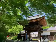 普門寺(切り絵御朱印発祥の寺)の山門