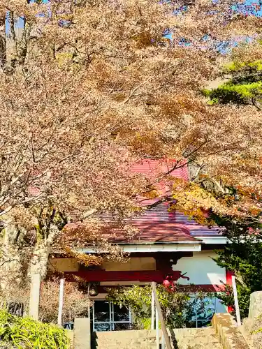 日輪寺の{uncategorized: "未分類", other: "その他", undefined: "問題あり", building: "その他建物", grave: "お墓", sacred_gate: "鳥居", guardian: "狛犬", statue: "像", buddha: "仏像", history: "歴史", nature: "自然", garden: "庭園", animal: "動物", pagoda: "塔", temizu: "手水舎", mountain_gate: "山門・神門", sanctuary: "本殿・本堂", subordinate: "末社・摂社", art: "芸術", scenery: "景色", jizo: "地蔵", ema: "絵馬", goshuin: "御朱印", omikuji: "おみくじ", items: "授与品その他", amulet: "お守り", goshuincho: "御朱印帳", eats: "食事", festival: "お祭り", votive_dance: "神楽", shichigosan: "七五三参", wedding: "結婚式", experience: "体験その他", initially: "初詣", around: "周辺", anti_infection: "感染症対策"}