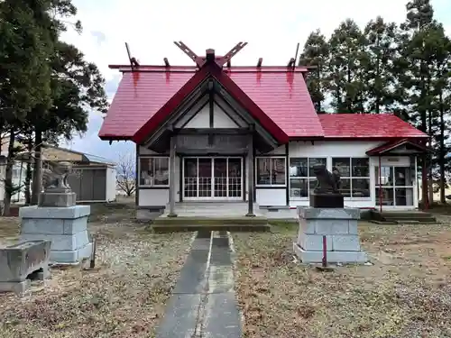 東開発稲荷神社の本殿