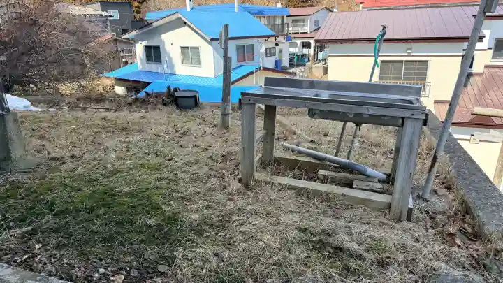 小谷石神社の{uncategorized: "未分類", other: "その他", undefined: "問題あり", building: "その他建物", grave: "お墓", sacred_gate: "鳥居", guardian: "狛犬", statue: "像", buddha: "仏像", history: "歴史", nature: "自然", garden: "庭園", animal: "動物", pagoda: "塔", temizu: "手水舎", mountain_gate: "山門・神門", sanctuary: "本殿・本堂", subordinate: "末社・摂社", art: "芸術", scenery: "景色", jizo: "地蔵", ema: "絵馬", goshuin: "御朱印", omikuji: "おみくじ", items: "授与品その他", amulet: "お守り", goshuincho: "御朱印帳", eats: "食事", festival: "お祭り", votive_dance: "神楽", shichigosan: "七五三参", wedding: "結婚式", experience: "体験その他", initially: "初詣", around: "周辺", anti_infection: "感染症対策"}