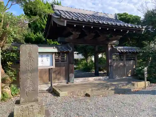 實相寺（実相寺）の山門