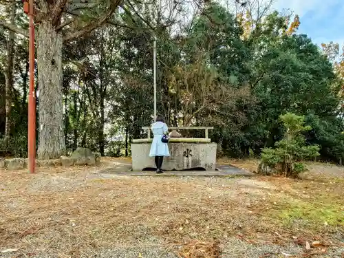 曽野稲荷神社の手水舎