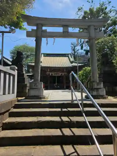 岩淵八雲神社の{uncategorized: "未分類", other: "その他", undefined: "問題あり", building: "その他建物", grave: "お墓", sacred_gate: "鳥居", guardian: "狛犬", statue: "像", buddha: "仏像", history: "歴史", nature: "自然", garden: "庭園", animal: "動物", pagoda: "塔", temizu: "手水舎", mountain_gate: "山門・神門", sanctuary: "本殿・本堂", subordinate: "末社・摂社", art: "芸術", scenery: "景色", jizo: "地蔵", ema: "絵馬", goshuin: "御朱印", omikuji: "おみくじ", items: "授与品その他", amulet: "お守り", goshuincho: "御朱印帳", eats: "食事", festival: "お祭り", votive_dance: "神楽", shichigosan: "七五三参", wedding: "結婚式", experience: "体験その他", initially: "初詣", around: "周辺", anti_infection: "感染症対策"}