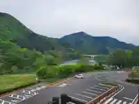 皆沢八幡宮本殿の景色