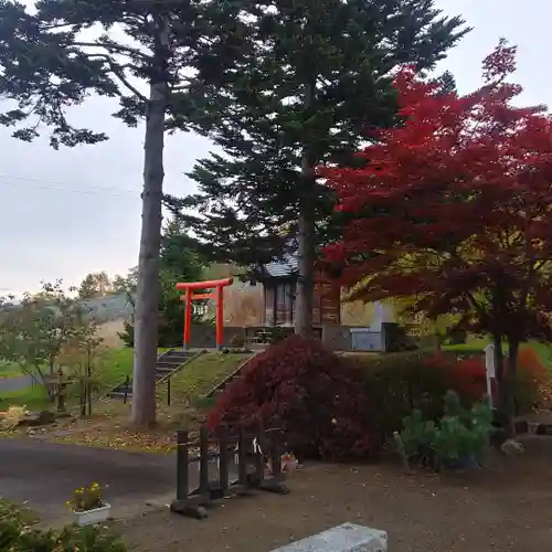 仁木神社の末社