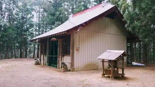 國ケ森神社の本殿