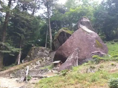 岩屋神社（妙見神社　祖師野八幡宮摂社）(岐阜県)