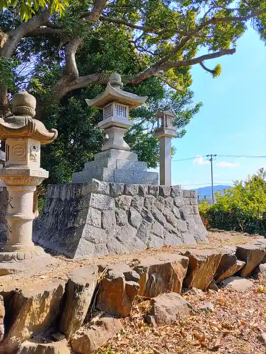 神明社(上細池神明社)の末社・摂社
