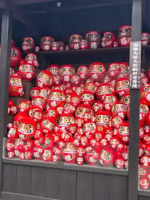 勝尾寺の{uncategorized: "未分類", other: "その他", undefined: "問題あり", building: "その他建物", grave: "お墓", sacred_gate: "鳥居", guardian: "狛犬", statue: "像", buddha: "仏像", history: "歴史", nature: "自然", garden: "庭園", animal: "動物", pagoda: "塔", temizu: "手水舎", mountain_gate: "山門・神門", sanctuary: "本殿・本堂", subordinate: "末社・摂社", art: "芸術", scenery: "景色", jizo: "地蔵", ema: "絵馬", goshuin: "御朱印", omikuji: "おみくじ", items: "授与品その他", amulet: "お守り", goshuincho: "御朱印帳", eats: "食事", festival: "お祭り", votive_dance: "神楽", shichigosan: "七五三参", wedding: "結婚式", experience: "体験その他", initially: "初詣", around: "周辺", anti_infection: "感染症対策"}