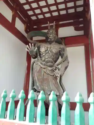 瀧泉寺（目黒不動尊）の像