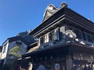 雪塚稲荷神社の周辺