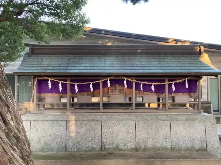 大宮八幡神社の末社・摂社