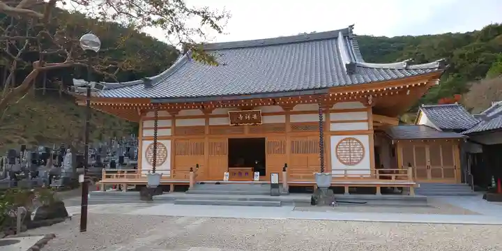 吉祥寺の本殿・本堂