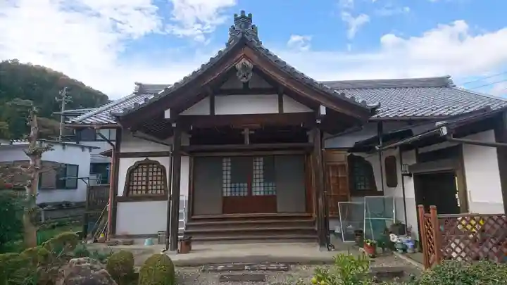 冷泉院の本殿・本堂