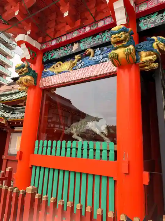 神田神社(神田明神)の{uncategorized: "未分類", other: "その他", undefined: "問題あり", building: "その他建物", grave: "お墓", sacred_gate: "鳥居", guardian: "狛犬", statue: "像", buddha: "仏像", history: "歴史", nature: "自然", garden: "庭園", animal: "動物", pagoda: "塔", temizu: "手水舎", mountain_gate: "山門・神門", sanctuary: "本殿・本堂", subordinate: "末社・摂社", art: "芸術", scenery: "景色", jizo: "地蔵", ema: "絵馬", goshuin: "御朱印", omikuji: "おみくじ", items: "授与品その他", amulet: "お守り", goshuincho: "御朱印帳", eats: "食事", festival: "お祭り", votive_dance: "神楽", shichigosan: "七五三参", wedding: "結婚式", experience: "体験その他", initially: "初詣", around: "周辺", anti_infection: "感染症対策"}