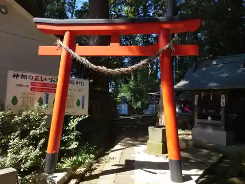 西堀 氷川神社の末社