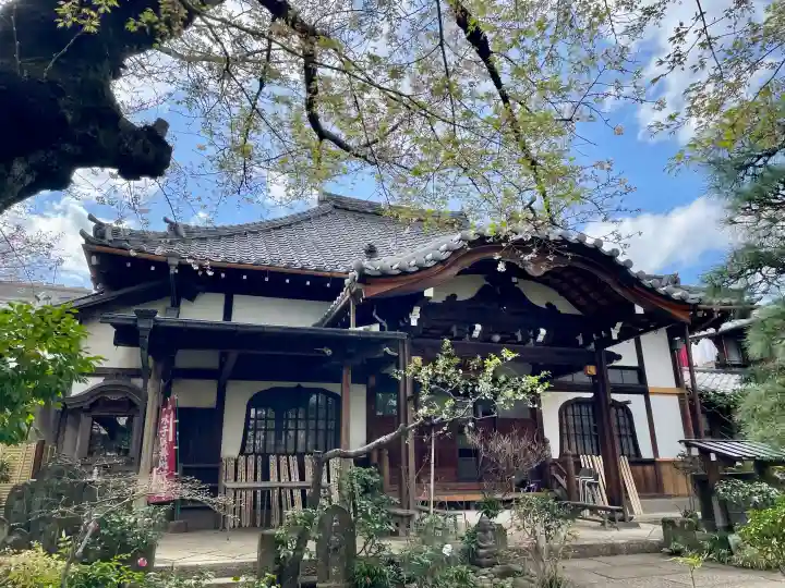 厳浄院の{uncategorized: "未分類", other: "その他", undefined: "問題あり", building: "その他建物", grave: "お墓", sacred_gate: "鳥居", guardian: "狛犬", statue: "像", buddha: "仏像", history: "歴史", nature: "自然", garden: "庭園", animal: "動物", pagoda: "塔", temizu: "手水舎", mountain_gate: "山門・神門", sanctuary: "本殿・本堂", subordinate: "末社・摂社", art: "芸術", scenery: "景色", jizo: "地蔵", ema: "絵馬", goshuin: "御朱印", omikuji: "おみくじ", items: "授与品その他", amulet: "お守り", goshuincho: "御朱印帳", eats: "食事", festival: "お祭り", votive_dance: "神楽", shichigosan: "七五三参", wedding: "結婚式", experience: "体験その他", initially: "初詣", around: "周辺", anti_infection: "感染症対策"}