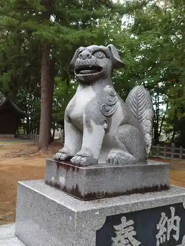 鷹栖神社の狛犬