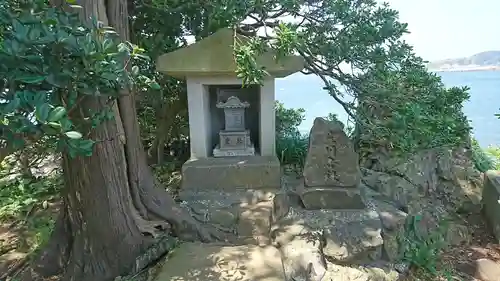 森戸大明神（森戸神社）の末社・摂社