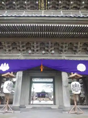 光明寺の山門・神門