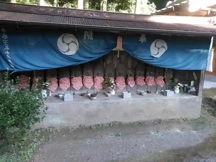 森山不動尊の地蔵