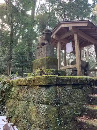 諏訪神社の狛犬