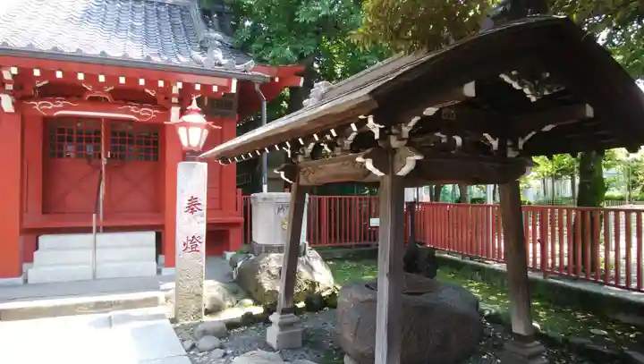 石稲荷神社の手水舎