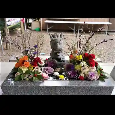 滑川神社 - 仕事と子どもの守り神の手水舎