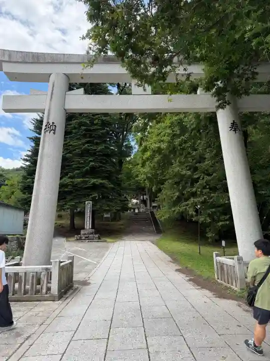 諏訪大社上社前宮(長野県)