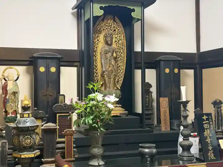 龍潭寺の{uncategorized: "未分類", other: "その他", undefined: "問題あり", building: "その他建物", grave: "お墓", sacred_gate: "鳥居", guardian: "狛犬", statue: "像", buddha: "仏像", history: "歴史", nature: "自然", garden: "庭園", animal: "動物", pagoda: "塔", temizu: "手水舎", mountain_gate: "山門・神門", sanctuary: "本殿・本堂", subordinate: "末社・摂社", art: "芸術", scenery: "景色", jizo: "地蔵", ema: "絵馬", goshuin: "御朱印", omikuji: "おみくじ", items: "授与品その他", amulet: "お守り", goshuincho: "御朱印帳", eats: "食事", festival: "お祭り", votive_dance: "神楽", shichigosan: "七五三参", wedding: "結婚式", experience: "体験その他", initially: "初詣", around: "周辺", anti_infection: "感染症対策"}