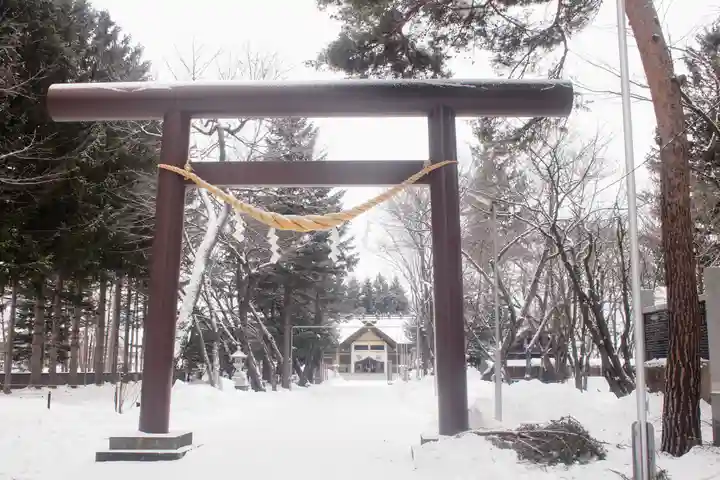 公園八幡宮の鳥居