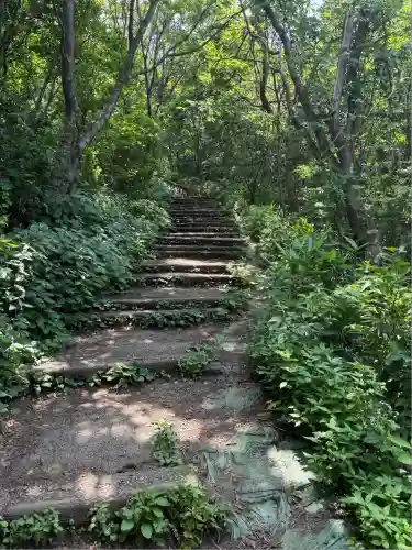 彌彦神社奥宮（御神廟）(新潟県)