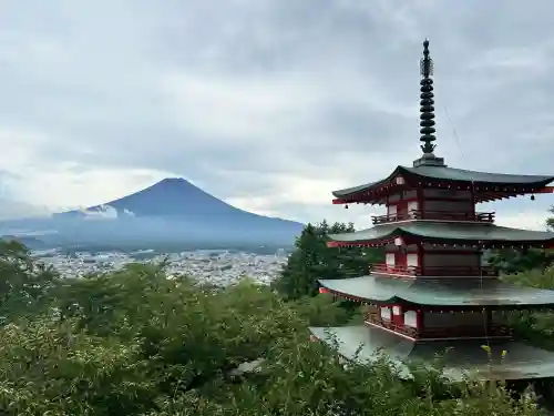 新倉富士浅間神社(山梨県)